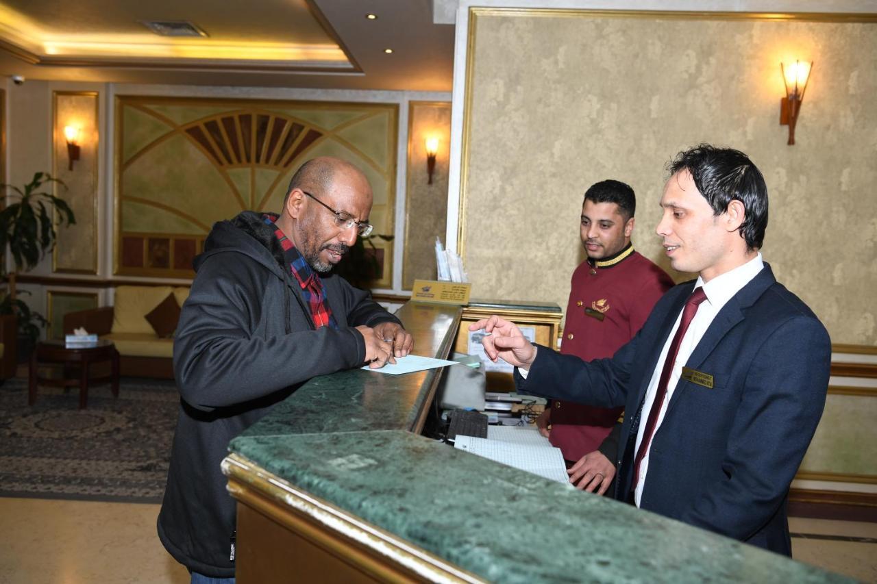 Continental Suite Farwaniya Kuwait City Екстер'єр фото